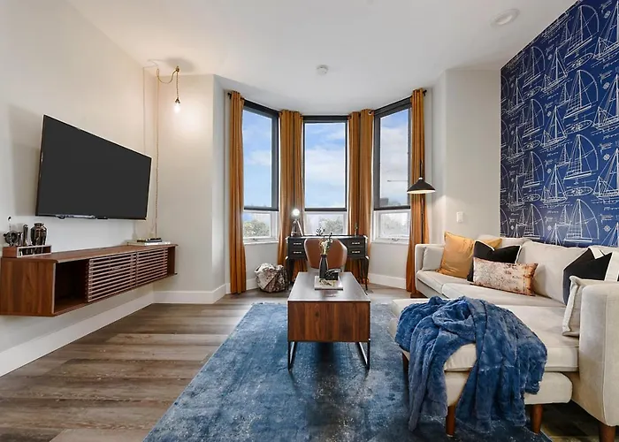 Hostwise - The Grandview - King Bed - Spectacular Views - Great Work Space * Pittsburgh