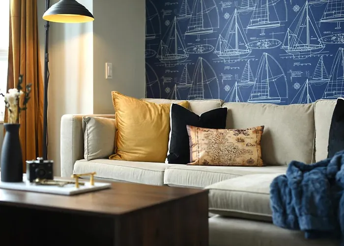 Hostwise - The Grandview - King Bed - Spectacular Views - Great Work Space Apartment Pittsburgh
